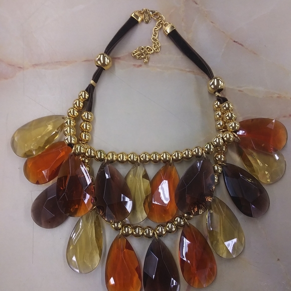 Joan Rivers necklace - Picture 2 of 3